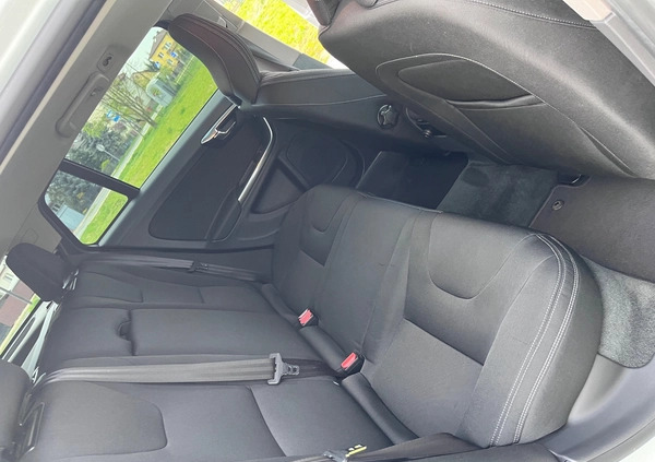 Volvo V60 cena 40900 przebieg: 253000, rok produkcji 2013 z Warszawa małe 781